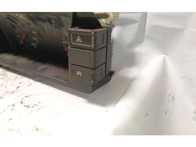 Přístrojová deska Audi 80 90 B2 1985 88471064, 81117185