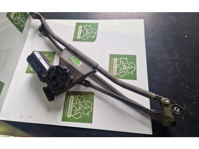 Моторчик дворников 0390246313    Volvo 440