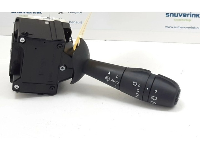 Переключатель дворников 8201168016, 8201168016   Renault Captur