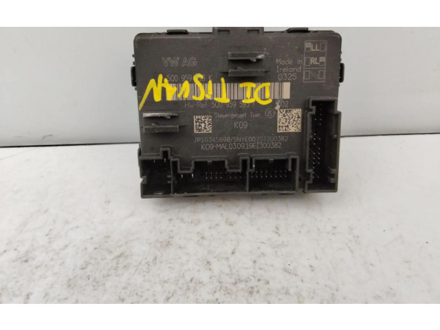 Řídící jednotka 5Q0959593F   Volkswagen Tiguan 