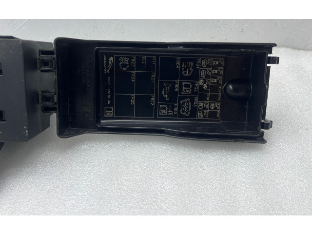 Блок предохранителей GX7314A076AA Jaguar XE