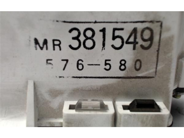 Панель приборов 381549 Mitsubishi Space Runner