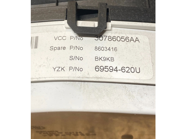 Панель приборов 8603416, 69594620U   Volvo S80       