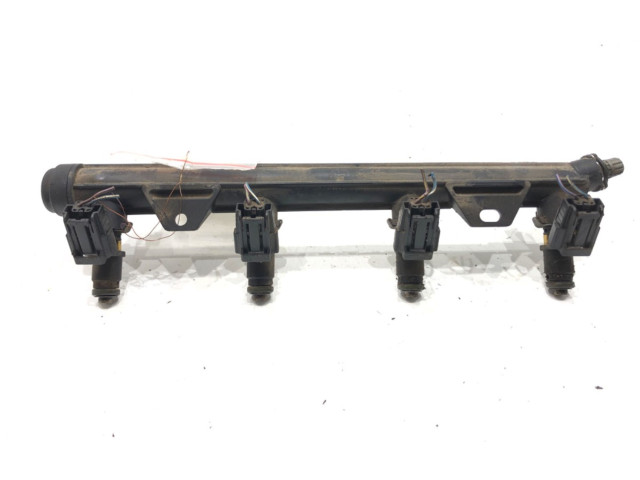 Топливная рампа 036133319BT Skoda Fabia Mk1 (6Y)