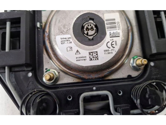 Подушка безопасности водителя 56900-F1000   KIA Sportage