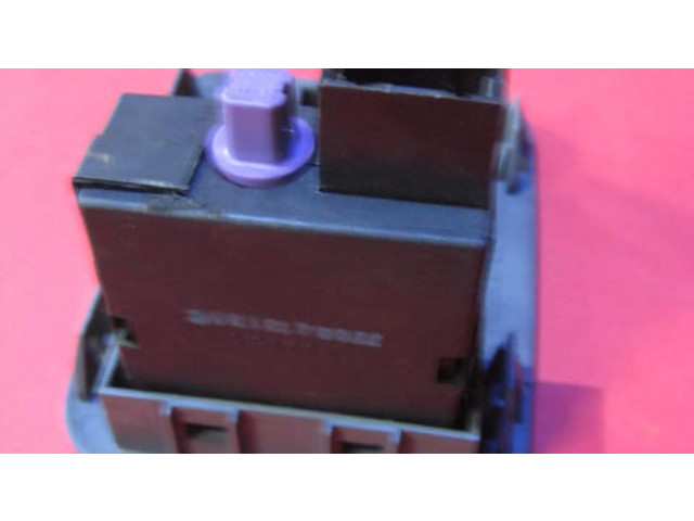 Включатель регулировки высоты фонарей