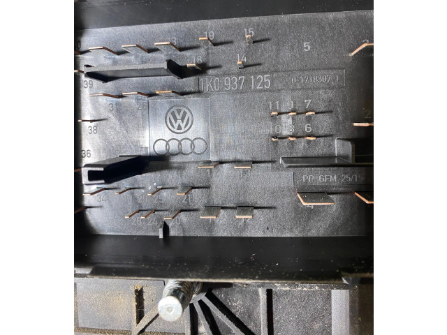 Блок предохранителей  1K0937125, 01718307J   Skoda Octavia Mk2 (1Z)    