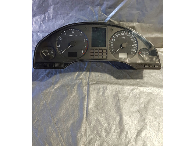 Панель приборов 4D0919033AC Audi A8 S8 D2 4D