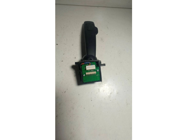 Ручка стеклоочистителей 31275359, 250038AACH   Volvo V70