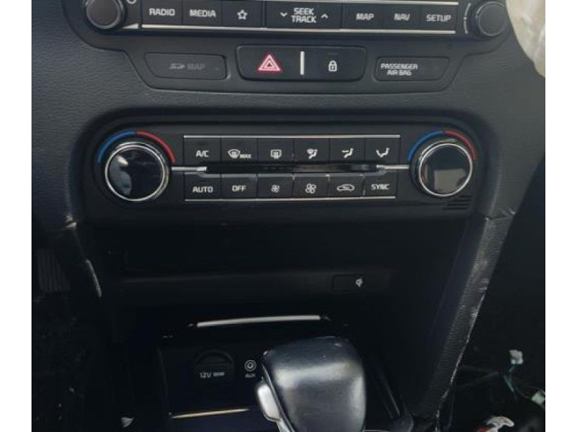 Генератор 3730003815 KIA Ceed