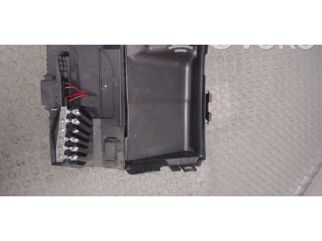 Блок предохранителей Skoda Fabia Mk1 (6Y)