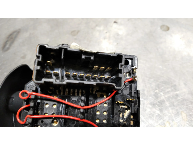 Ручка стеклоочистителей 8201168008, 13PINES   Dacia Sandero