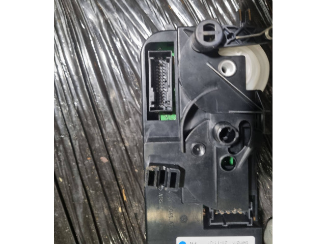 Блок управления климат-контролем 1688301285 Mercedes-Benz A W168