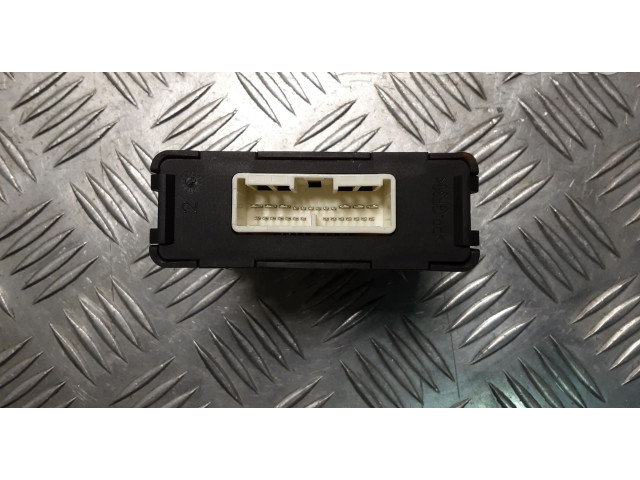 Блок управления коробкой передач 31686384 Volvo XC40