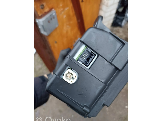 Дисплей    31473185, 0199906036   Volvo XC90