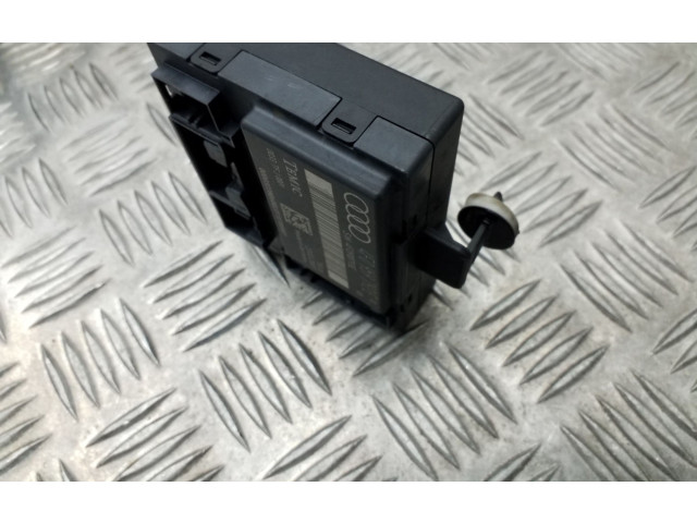 Масляный насос 4F0959792E Audi A6 S6 C6 4F