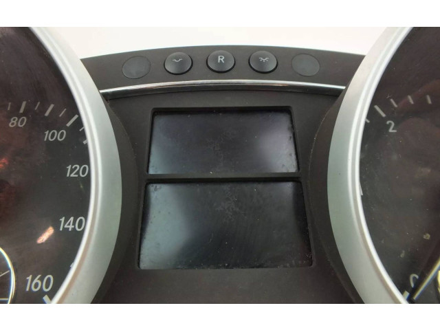 Панель приборов A1645403847 Mercedes-Benz R W251