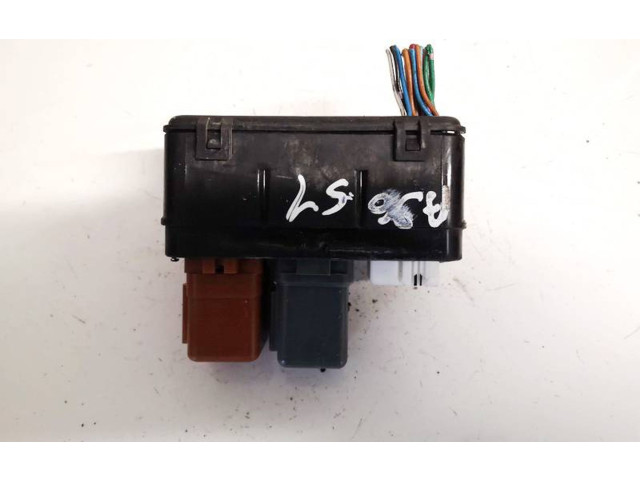 Блок предохранителей  24382ad100, 24382AD100   Infiniti FX    