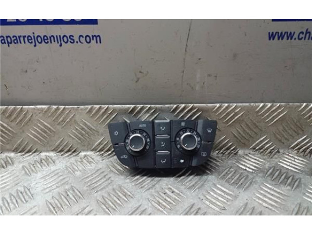 Блок управления климат-контролем 13360105, 13360105   Opel Meriva B