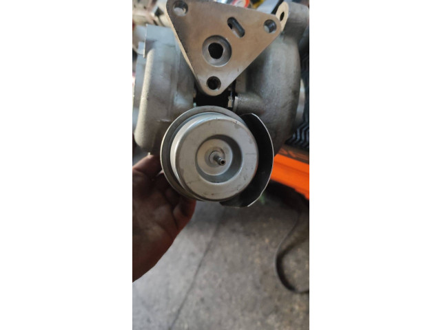 Turbodmychadlo Турбина Volkswagen Multivan T5