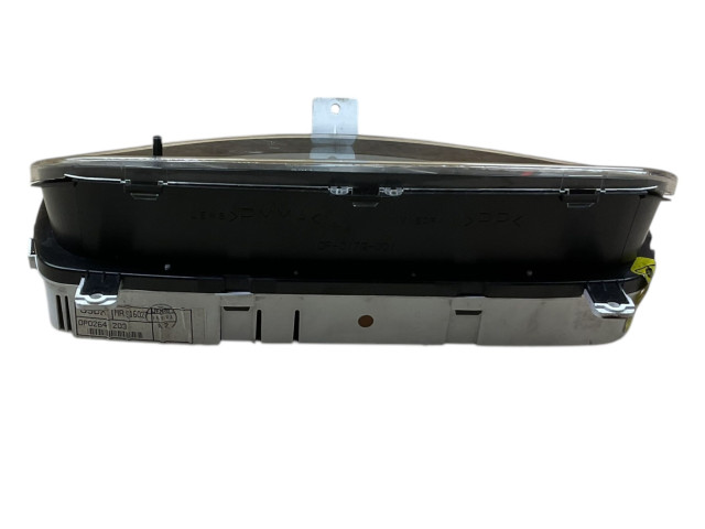 Панель приборов OP0179001 Mitsubishi Carisma