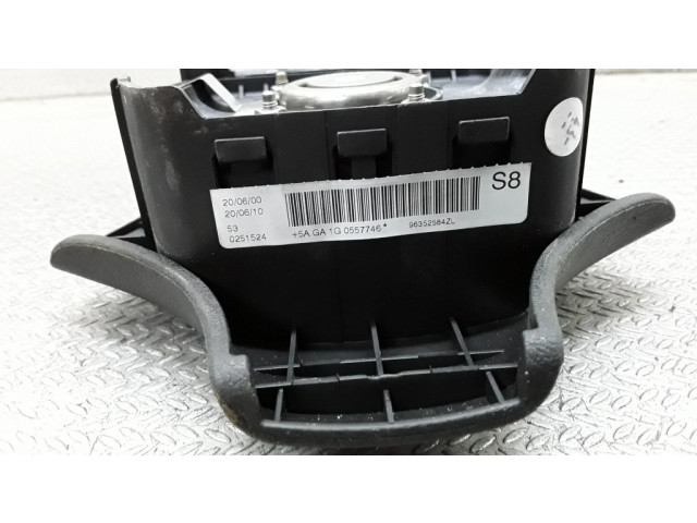 Подушка безопасности водителя 96352584ZL Citroen Saxo