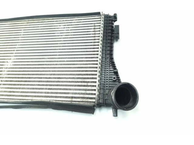 Интеркулер Volkswagen Caddy