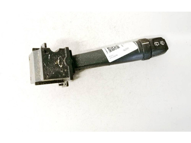 Ручка стеклоочистителей    Volvo S70  V70  V70 XC