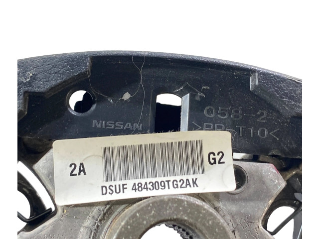 Руль Nissan Rogue  2013 - 2020 года 484309TG2AK      