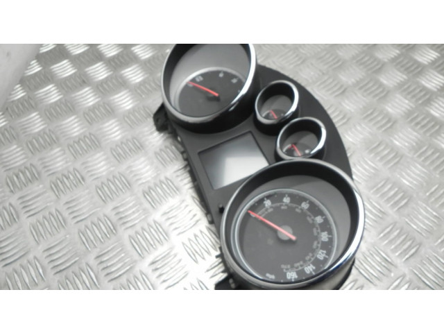 Přístrojová deska  Vauxhall Astra J 2014 13442458  