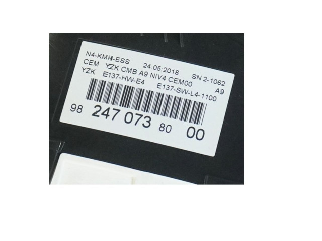 Панель приборов 9824142380 Peugeot 2008 I