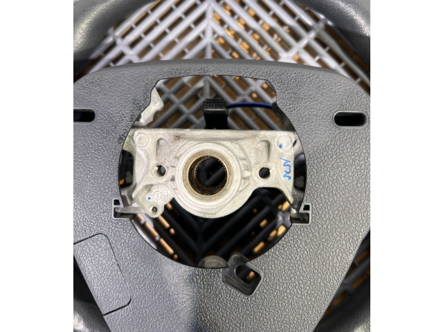 Volant Toyota Prius (XW50) 2017 AM50A