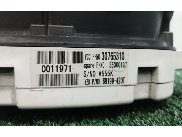 Панель приборов 30765310, 30765310 Volvo C30