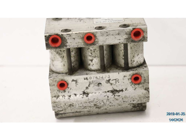 Блок управления АБС 9169163   Volvo S90, V90