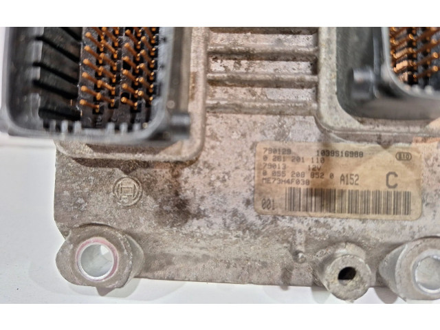 Блок управления двигателя 0261201110 Fiat Idea