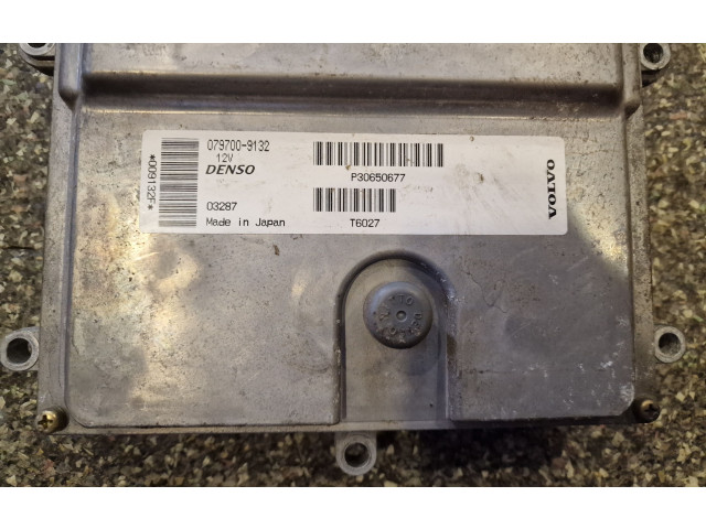 Řídící jednotka P30650677 Volvo S40 2006