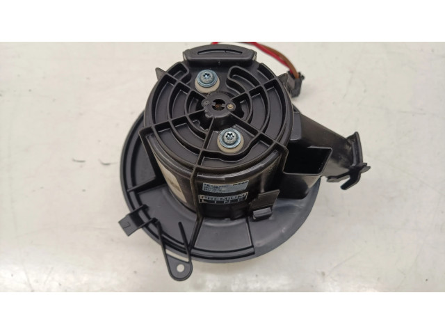 Вентилятор печки 8EW351043 Mercedes-Benz E W212