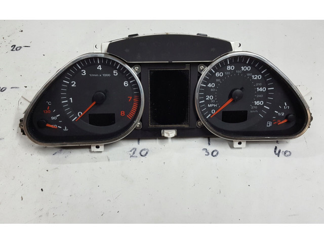 Přístrojová deska  Audi A6 S6 C6 4F 2004   