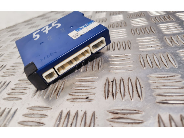 Блок управления 8865053280 Lexus IS 220D-250-350