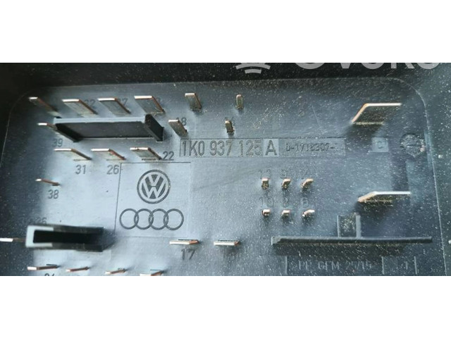 Блок предохранителей 1K0937125A, 01718307 Volkswagen Golf Plus