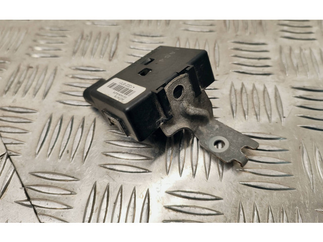 Блок управления 8637A176 Peugeot 4008