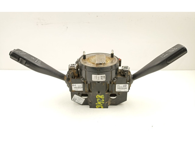 Ручка стеклоочистителей 1K0953519J, 1K0953503JH   Volkswagen Caddy