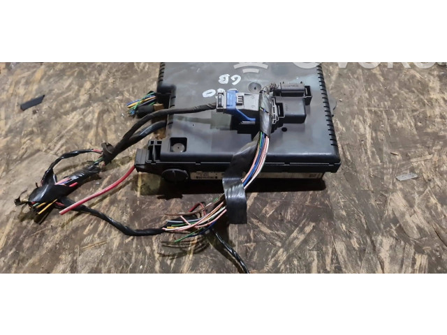 Блок предохранителей 30728512 Volvo XC90