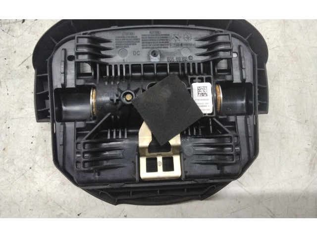 Подушка безопасности водителя 985701921R, M3385   Renault Scenic II -  Grand scenic II