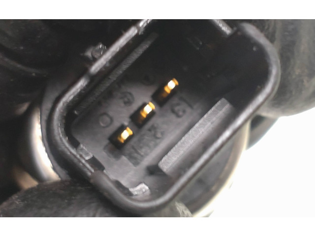 Топливная рампа 9684753080, 9664111780   Peugeot 5008   для двигателя 9H05