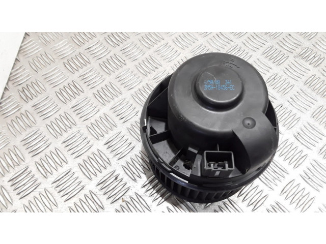 Вентилятор печки    3M5H18456EC   Ford Focus