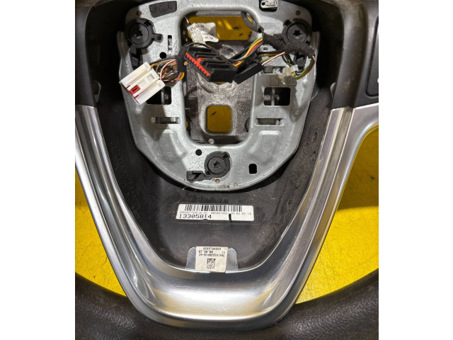 Руль Opel Meriva B  2010 - 2016 года 13305814      