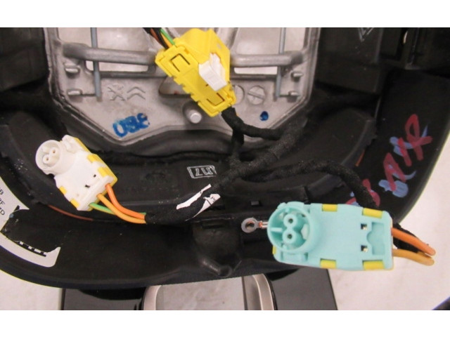 Руль Citroen C3 Aircross 2017 - года