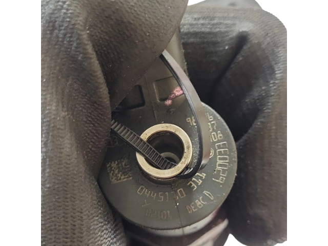 Vstřikovač 0445110311 Citroen Berlingo pro naftový motor 1.6