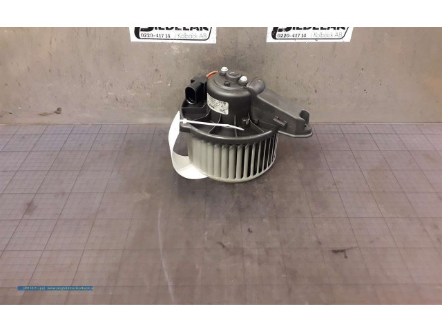 Вентилятор печки    0130111202   Audi A6 S6 C5 4B